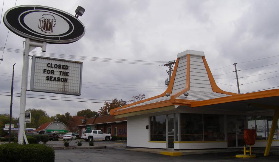 A&W Root Beer Stands | RoadsideArchitecture.com