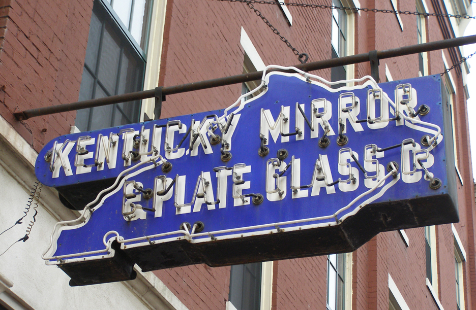 Louisville, KY Show n Tell neon sign, ArchiTexty