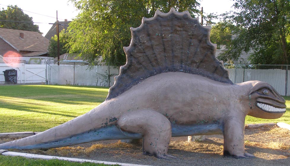 park with dinosaur statues near me