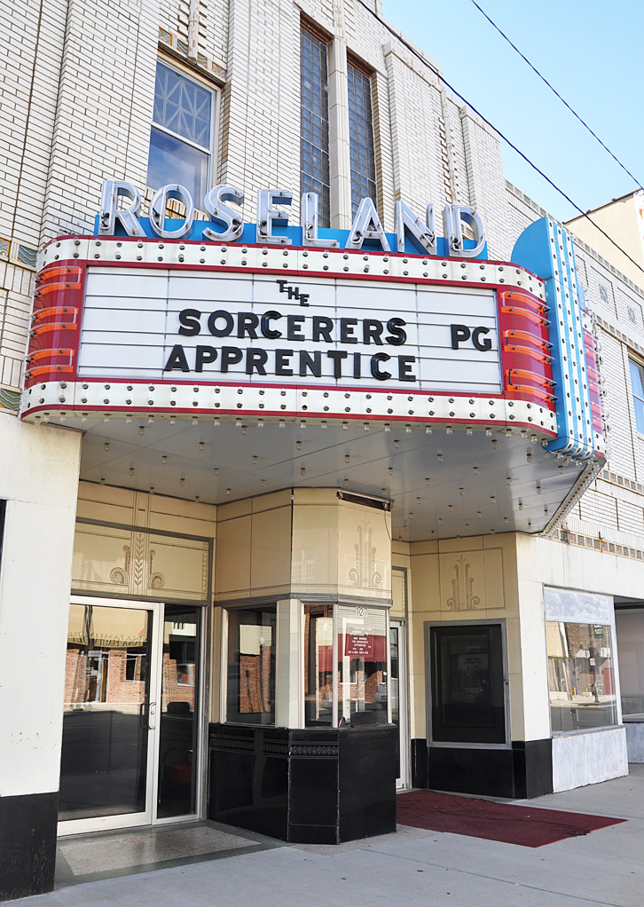 Illinois Movie Theatres | RoadsideArchitecture.com