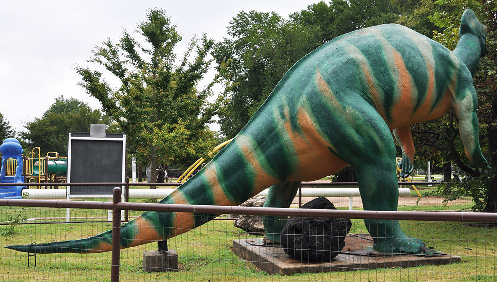 park with dinosaur statues near me