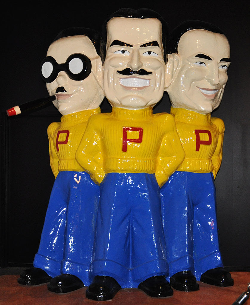 Pep Boys Statues, Signs, and Buildings | RoadsideArchitecture.com