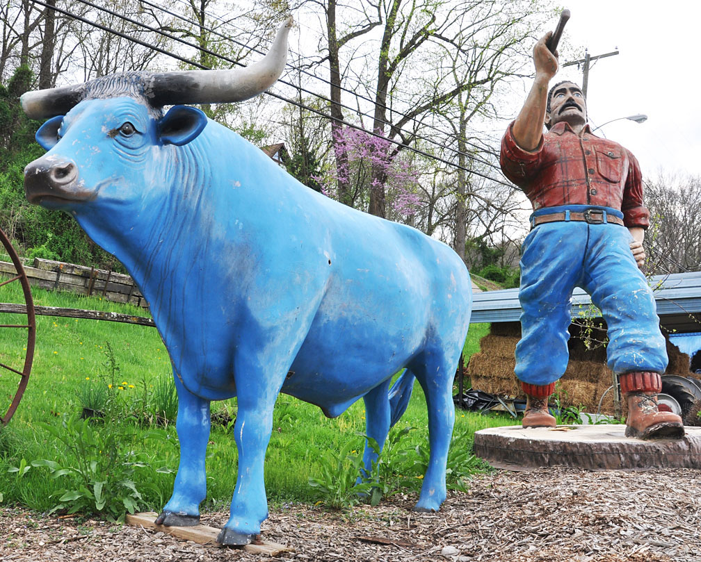 Paul Bunyan Statues