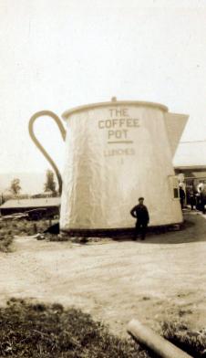 Davidson, SK, Canada - Big Coffee Pot